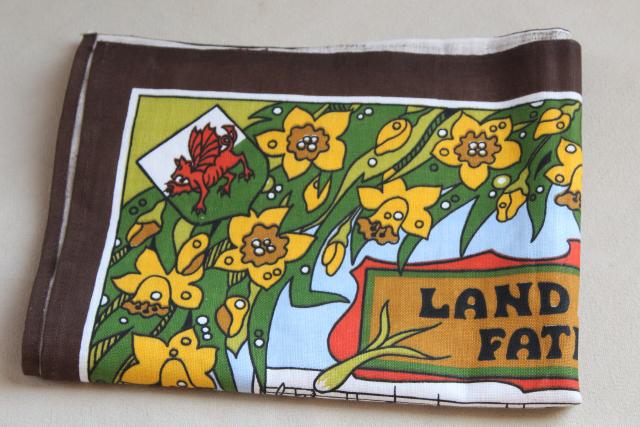 photo of vintage tea towel, Land of My Fathers Welsh anthem lyrics print, souvenir of Wales #7