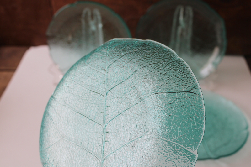 photo of vintage teal green turquoise aspen leaf shape glass plates, Arcoroc France glassware #4