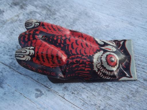 photo of vintage tin litho Halloween clicker toy w/ orange & black wise old owl #2