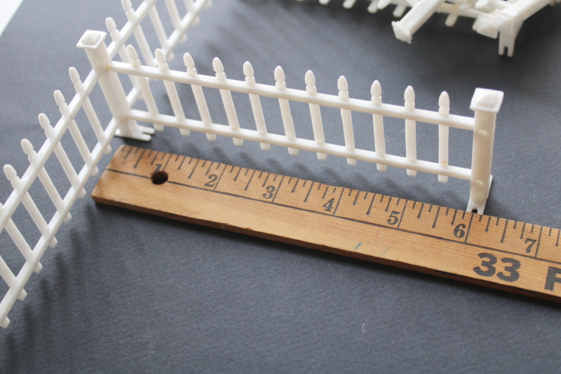 photo of vintage toy plastic miniature white picket fence for putz village, dollhouse, farm toys  #4