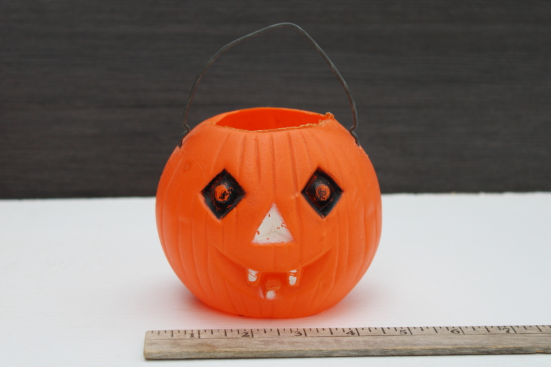 photo of vintage trick or treat pail baby size, Halloween jack o lantern plastic pumpkin w/ wire handle #1