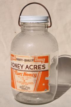 catalog photo of vintage two quart glass jar w/ wire bail handle, old Honey label dated 1942