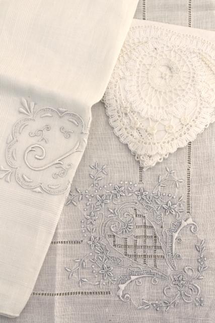 photo of vintage white hankies lot, fine cotton & linen lace edged handkerchiefs Madeira and Swiss embroidery #9