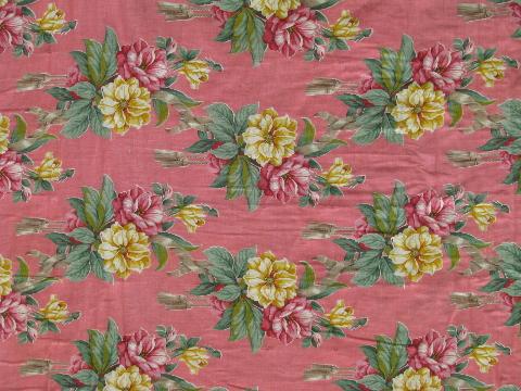 photo of vintage whole cloth quilt comforter, pink cotton floral print fabric #4