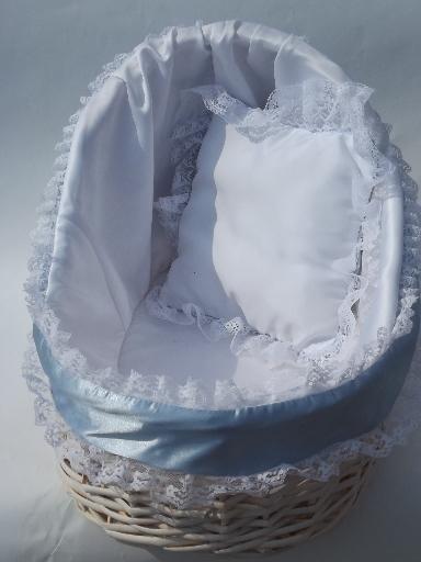 photo of vintage wicker moses basket baby doll bed, white bassinet w/ lining #2