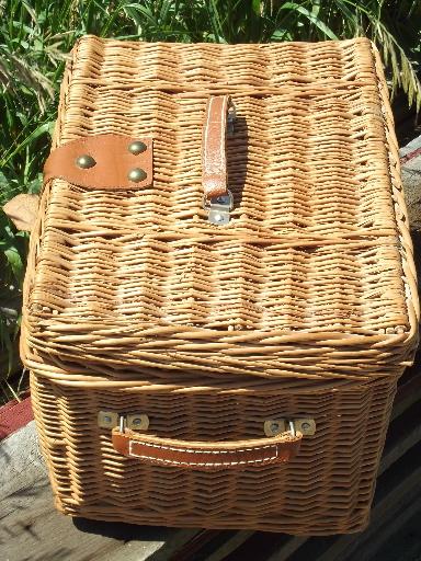 photo of vintage wicker picnic basket, suitcase hamper w/ faux leather handles #4