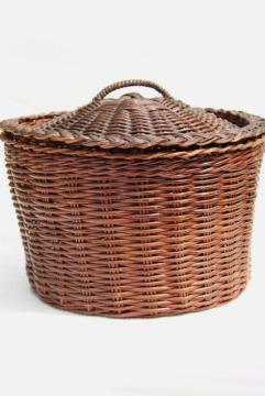 catalog photo of vintage wicker sewing basket, primitive old round bucket shape hamper w/ lid