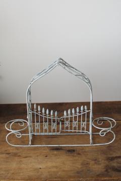 catalog photo of vintage wire work mini garden display, tabletop size arbor to hold small planter pots 