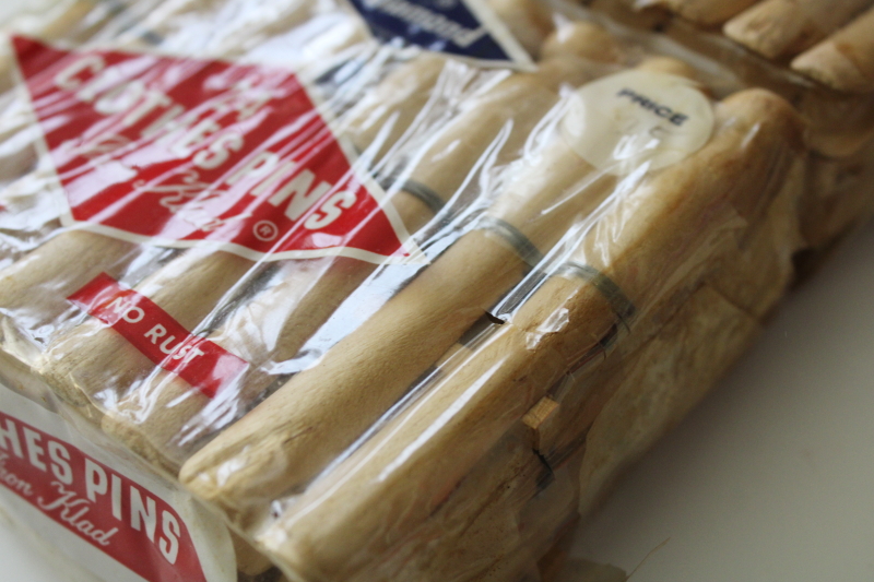 photo of vintage wire wrapped hardwood clothespins in original old Iron Klad Diamond packages #2