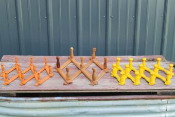 vintage wood accordion racks orange, yellow, brown adjustable hanging wall mount pegs for Halloween or fall displays 