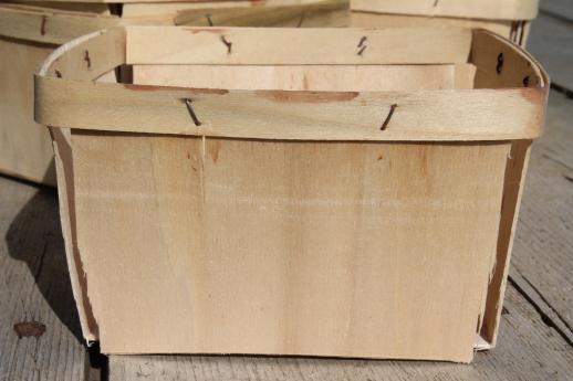 photo of vintage wood berry baskets, quart berry boxes for farmer's market garden produce #3