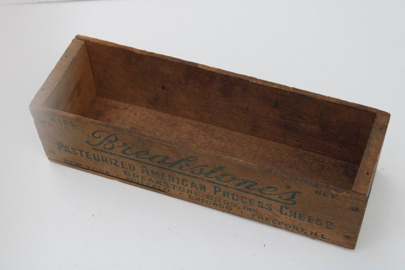 photo of vintage wood cheese box, Breakstones American process cheese print advertising in green Freeport Illinois #2