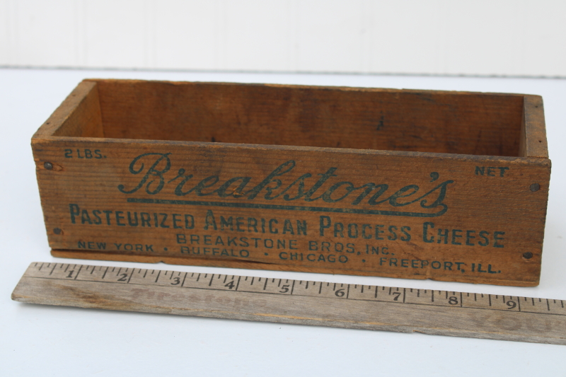 photo of vintage wood cheese box, Breakstones American process cheese print advertising in green Freeport Illinois #5