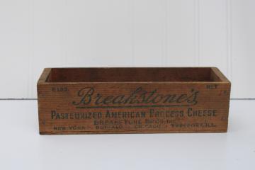 catalog photo of vintage wood cheese box, Breakstones American process cheese print advertising in green Freeport Illinois