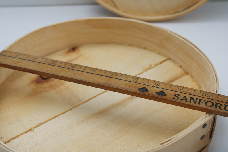 photo of vintage wood cheese box, natural rustic unfinished wood shallow round bandbox for storage or riser #3