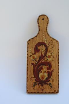 vintage wood cutting bread board, Norwegian rosemaling hand painted decorative folk art 