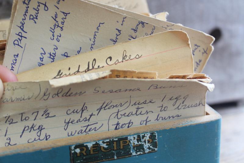 photo of vintage wood recipe box w/ old blue paint, full of hand written recipes 40s 50s 60s #14