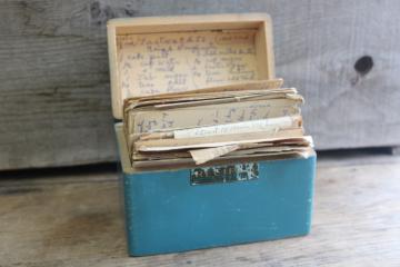 catalog photo of vintage wood recipe box w/ old blue paint, full of hand written recipes 40s 50s 60s