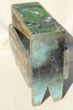 catalog photo of vintage wood tiny bench or foot stool, farm country primitive worn weathered old paint