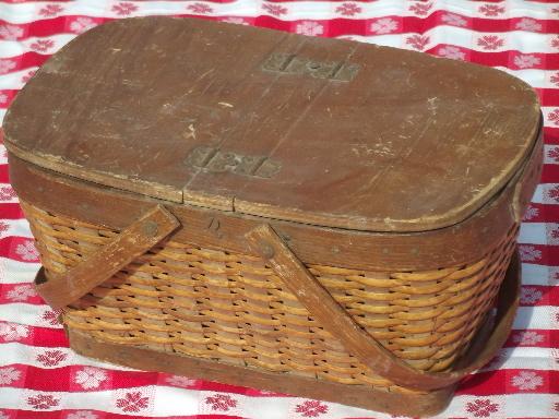 photo of vintage wood wicker picnic hamper, basket w/ handles toy doll child size #2