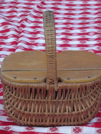 photo of vintage wood wicker picnic hamper, basket w/ handles toy doll child size #4