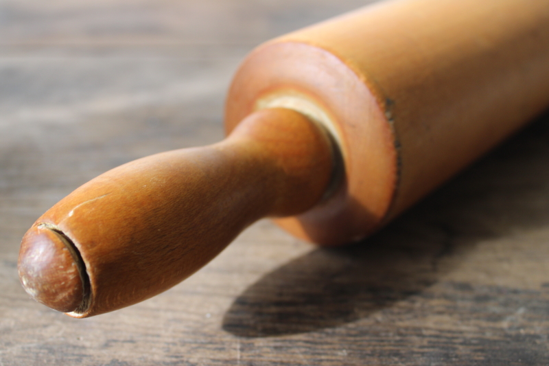 photo of vintage wooden rolling pin, natural wood w/ oiled finish, nice old patina  #3