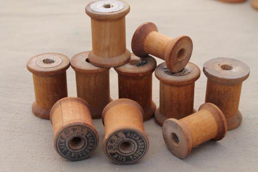 photo of vintage wooden spools, old sewing thread spools, primitive wood spool lot #6