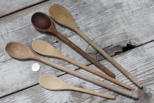 photo of vintage wooden spoons & wood kitchen utensils, old kitchen woodenware lot #2