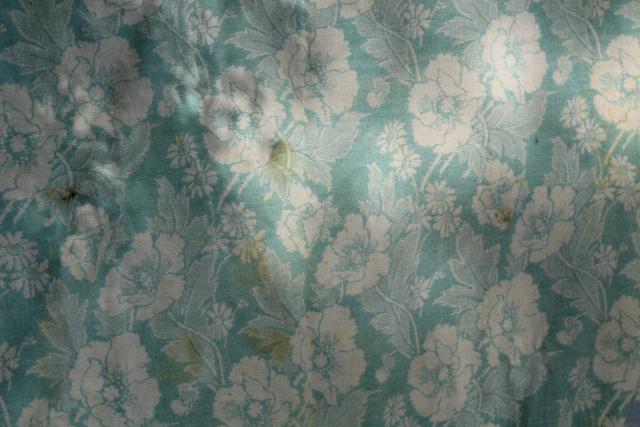 photo of vintage wool blanket cutter fabric, reversible all over tapestry floral poppies green & blue #8