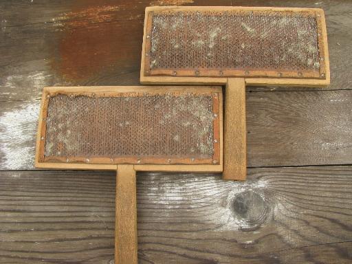 photo of vintage wool carding combs, old Whitemore Patent wood handled carders #3