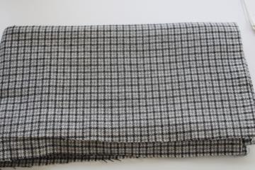 catalog photo of vintage wool fabric for sewing or crafts, black & grey houndstooth plaid on ivory