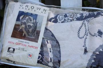 catalog photo of vintage woven cotton tapestry blanket USA made blue & white Chinese fans pattern