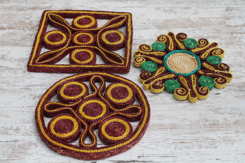 photo of vintage woven straw trivets, colorful raffia flower mandalas boho style wall art kitchen decor #3