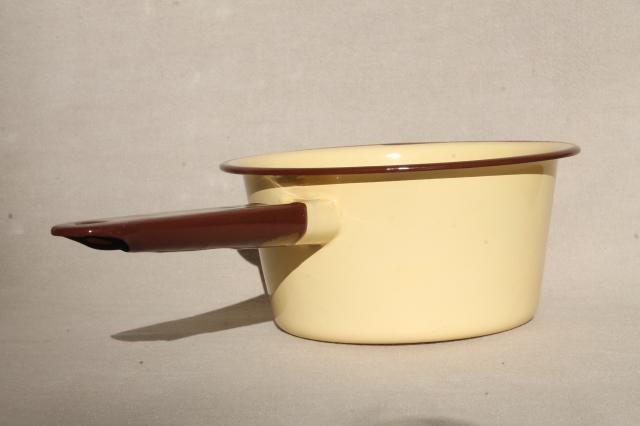 photo of vintage yellow enamelware saucepans, never used enamel pots & pans set #5