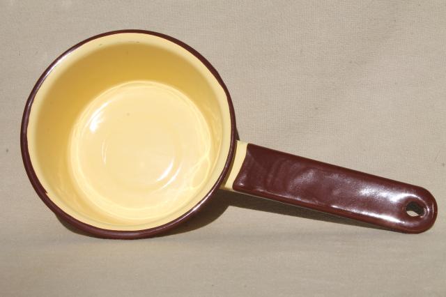 photo of vintage yellow enamelware saucepans, never used enamel pots & pans set #8