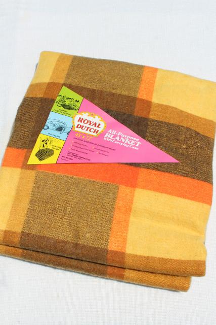 photo of vintage yellow gold plaid stadium blanket, 60s back to school college style! #1