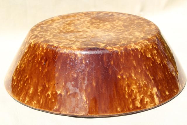 photo of vintage yellow ware brown spongeware milk pan, antique Bennington Rockingham glaze pottery #3