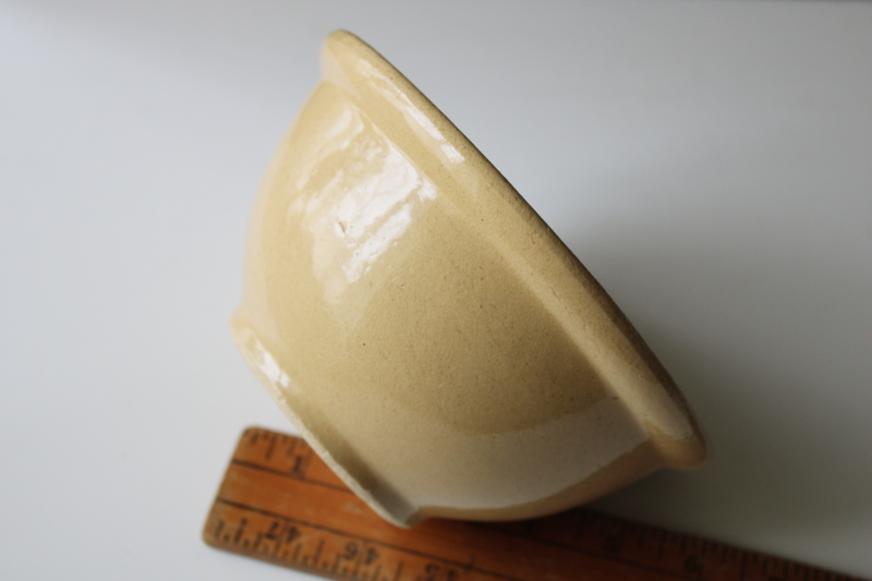 photo of vintage yellow ware stoneware mixing bowl, Robinson Ransbottom pottery Roseville Ohio  #5