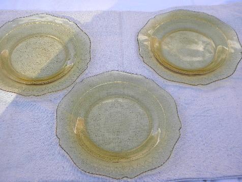 photo of wheel spoke vintage amber yellow depression glass salad plates, Patrician #1