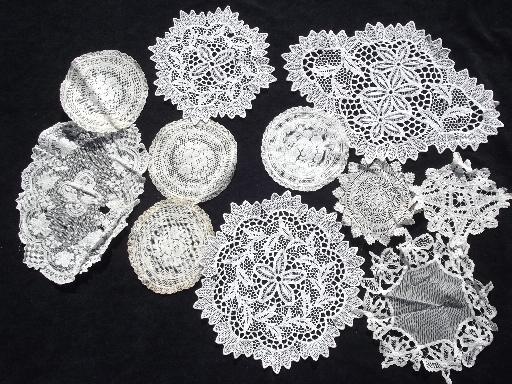 photo of white and ivory lace table runners, placemats, doilies, vintage linens lot #6