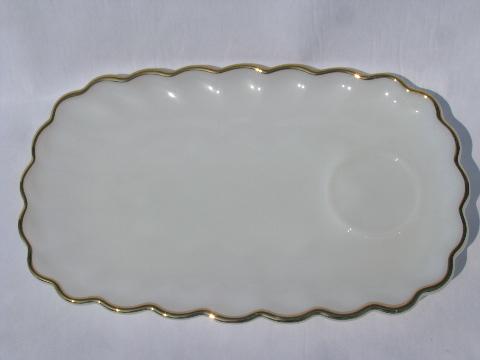 photo of white w/ gold, shell edge star pattern vintage glass snack sets #3