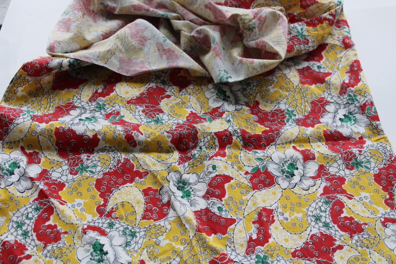 photo of whole feedsack, vintage red yellow print cotton fabric sewn up grain bag #2