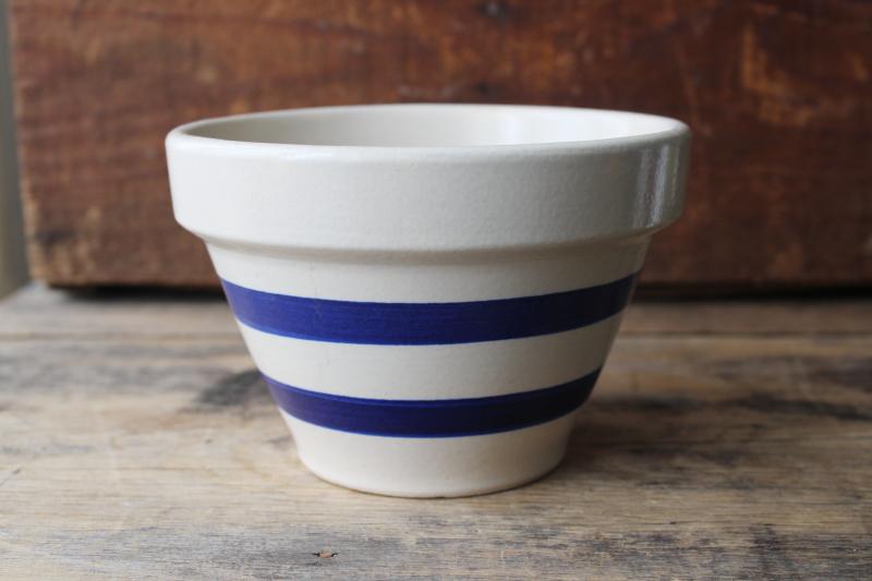 photo of wide blue band crock bowl, vintage Robinson Ransbottom pottery stoneware #5