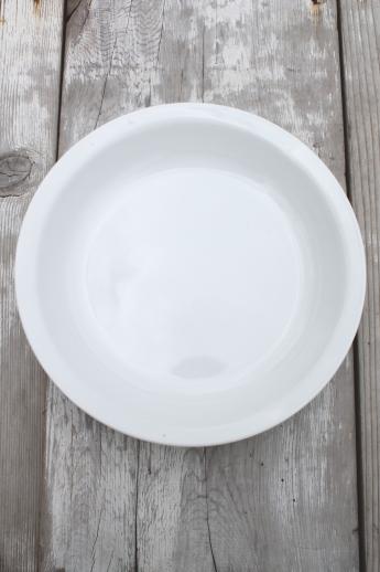 photo of winter frost white Corelle Corning glass pie plate, 10 inch diameter pie pan #2