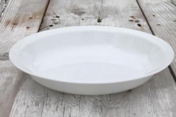 catalog photo of winter frost white Corelle Corning glass pie plate, 10 inch diameter pie pan