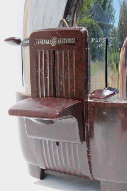 photo of working 1950s vintage GE two slice toaster, brown bakelite & shiny silver chrome #2