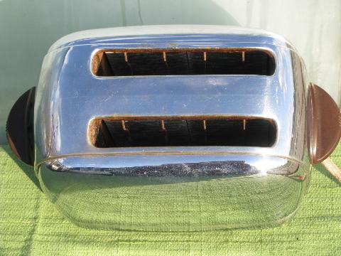 photo of working vintage 1940 Toastmaster art deco chrome / bakelite toaster #5