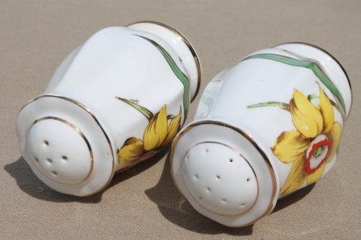 photo of yellow daffodils S&P set, vintage English bone china salt & pepper shakers #2