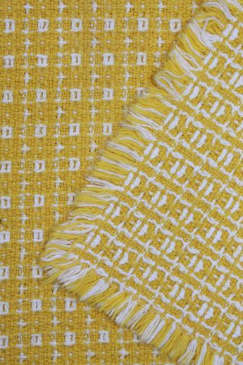 photo of yellow & white homespun cotton placemats & napkins, vintage Mountain Weavers table linens #7