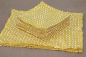 catalog photo of yellow & white homespun cotton placemats & napkins, vintage Mountain Weavers table linens